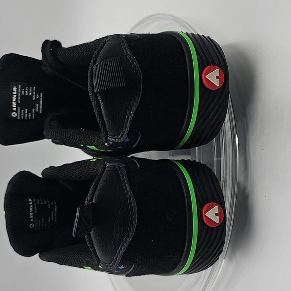 G Black Airwalk suede Alien Sneakers outerspace spaceship space Boys sz 5 - Picture 8 of 10